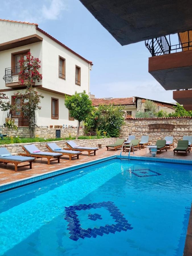 Sezgin Boutique Hotel Kusadası Exterior foto